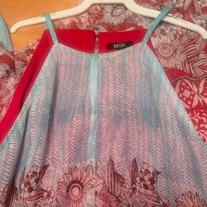 This dress awesome! Flow and Fun!